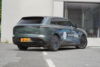 2025款星纪元 ET 增程 240 四驱至臻尊享