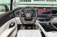 2024款腾势D9 DM-i 1050尊享型