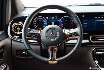 2025款傲旋 2.0T 纵横四海50周年限量版