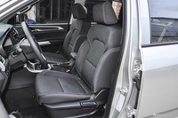 2022款上汽MAXUS T60 五周年纪念版 2.0T柴油手动四驱高底盘舒适版长厢