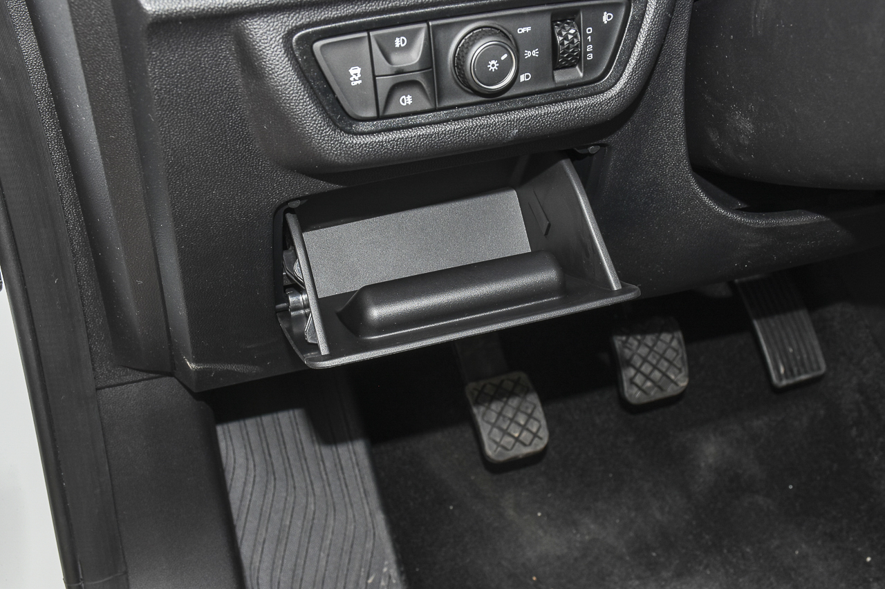 2019款宝骏RC-6 1.5T手动24小时在线精英型