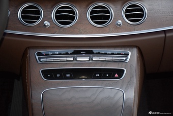 2023款奔驰E级 E 260 L