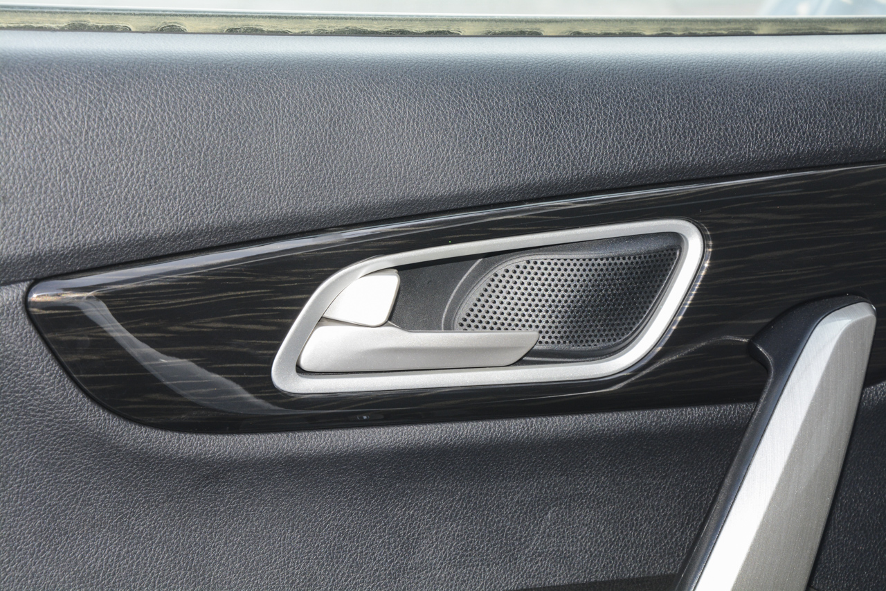 2019款斯威X7 1.8L手动舒适版7座