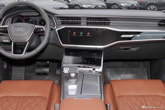 2026款奥迪A6L 45 TFSI 臻选动感型