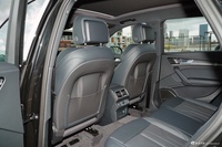 2025款奥迪Q5L 45周年典藏版 45 TFSI 豪华动感型