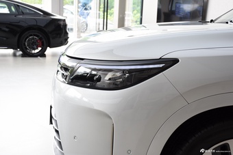 2024款问界M7 1.5T 两驱Plus版 5座