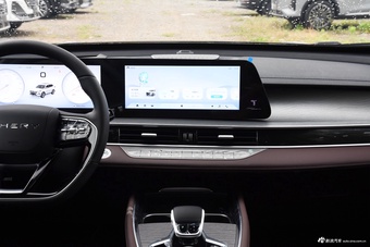 2025款瑞虎8 PRO 290T 两驱尊贵版