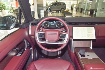2026款揽胜 3.0 L6 400PS HSE长轴版