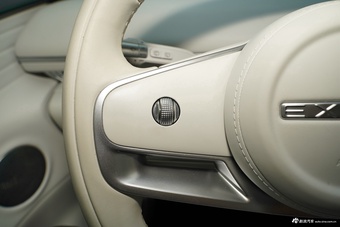 2025款星纪元 ET 增程 240 四驱至臻尊享