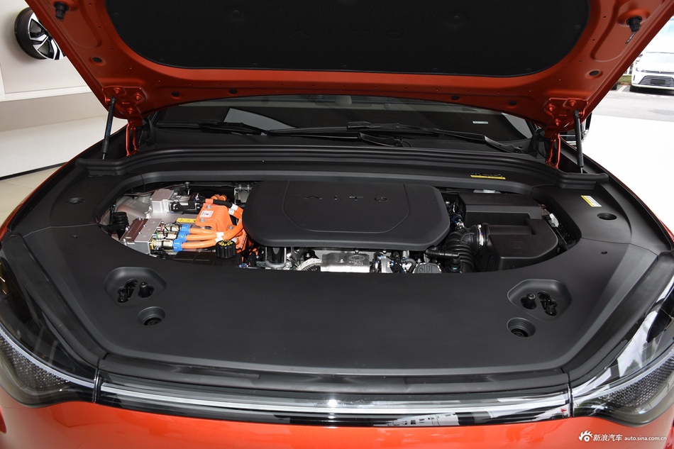 2024款问界M9 增程 Ultra版 52kWh 5座版