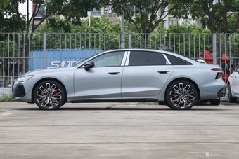 2026款奥迪A6L 3.0T quattro 旗舰型