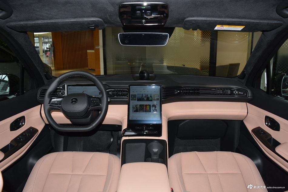 2020款蔚来ES8 580KM 签名版 六座版 