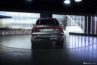 2024款奥迪SQ6 e-tron基本型官图