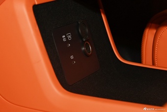 2025款领克900 1.5T Ultra 晨晖蓝