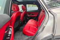 2024款捷豹E-PACE 耀黑运动版