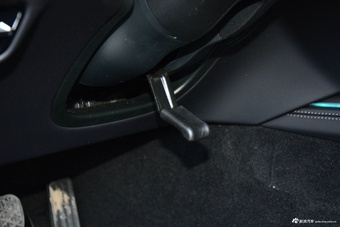 2024款奔驰E级 E 260 L 运动型