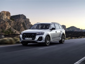2024款奥迪Q7混动 55 TFSI e quattro 官图