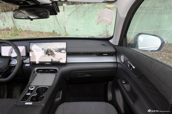 2025款瑞虎8 PLUS 290TGDI DCT舒适型 7座