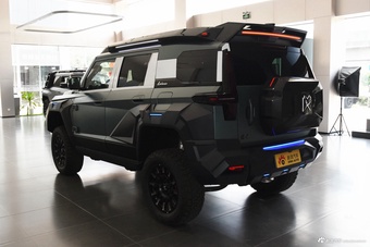 2024款猛士M800 1.5T 125km 高顶版