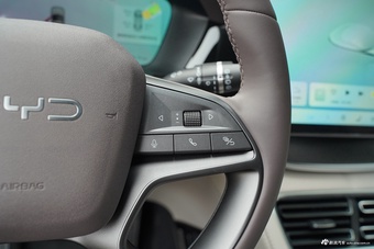 2025款宋PLUS DM-i 智驾版 DM-i 160KM旗舰型