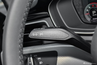 2024款奥迪A5 Coupe 40 TFSI 时尚动感型