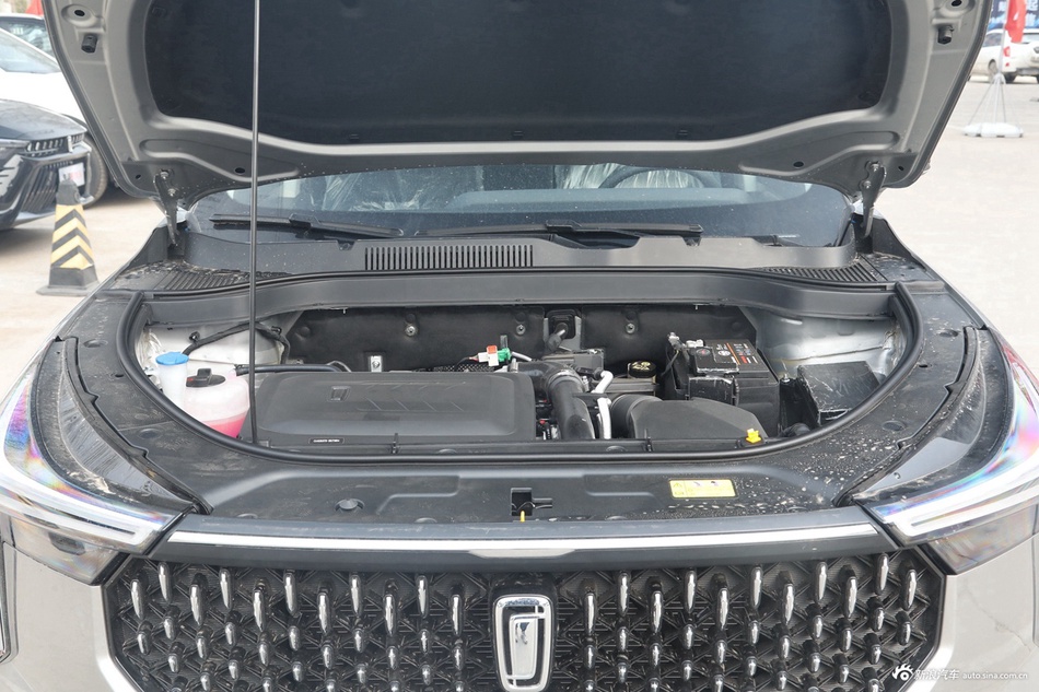 2022款奔腾T55 1.5T自动超跃款