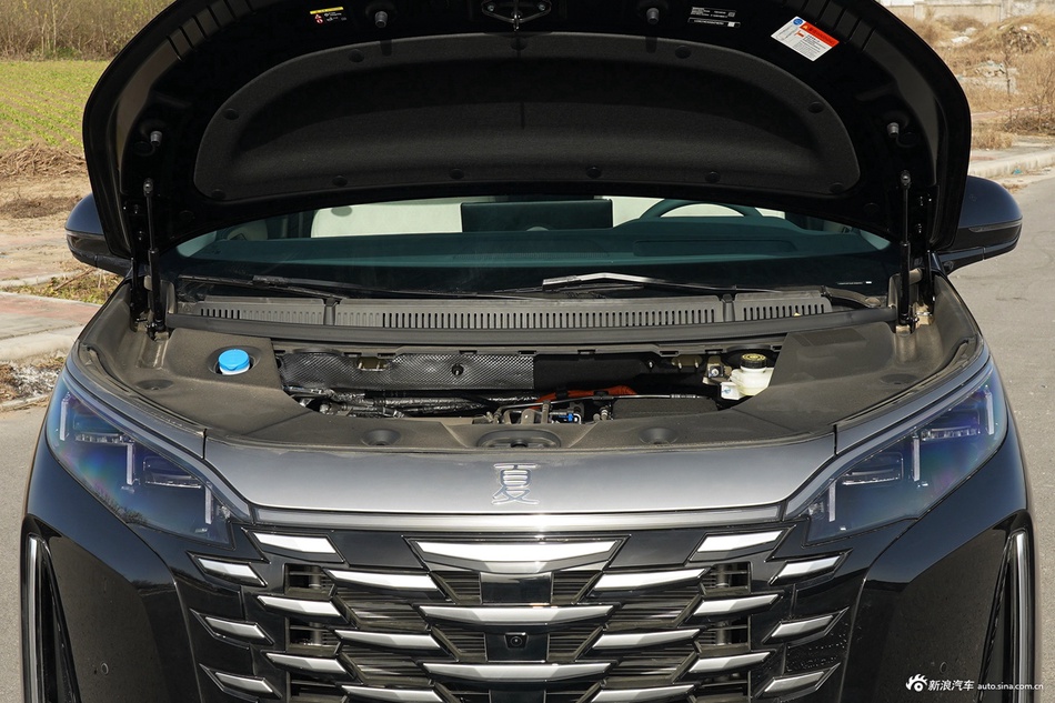 2026款比亚迪夏 DM-i 1.5T 218KM 卓越型