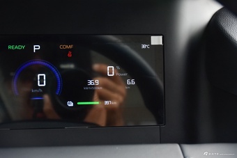 2025款雷达金刚 430km 两驱长厢 招财金刚