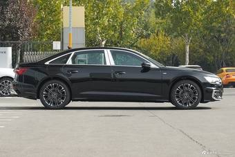 2026款奥迪A6L 40 TFSI 豪华动感型