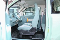 2023款凌宝uni 超甜版手动座椅