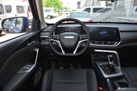 2021款大通T90 2.0T单增压手动两驱高底盘精英型长箱