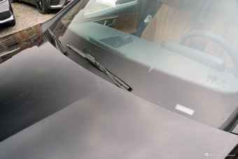 2025款奔驰E级改款 E 300 L 豪华型