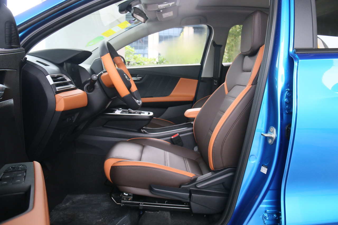 2021款比亚迪e2 升级版 高续航版尊贵型