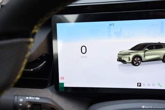 2025款领克08 EM-P 220四驱性能Halo