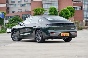 2025款银河星耀8 130km EM-i 尊贵版