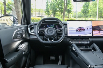 2026款ZEEKR 8X Ultra版 55kWh