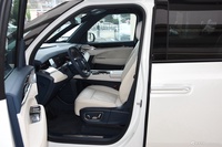 2024款ZEEKR 009 六座行政版四驱