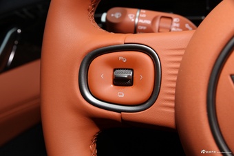 2025款五菱星光纯电 610km 智能旗舰型