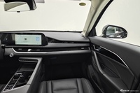 2024款奔腾B70 2.0T