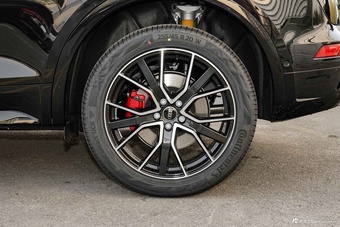 2024款奥迪Q5L 45 TFSI 豪华动感型