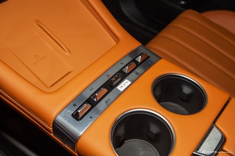 2026款山海L7 PLUS 220km豪华版 5座