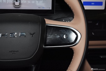 2025款瑞虎8 L 2.0T 自动长虹版