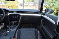 2022款迈腾GTE 豪华型