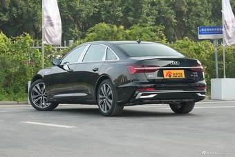 2026款奥迪A6L 45 TFSI quattro 臻选动感型+尊享包