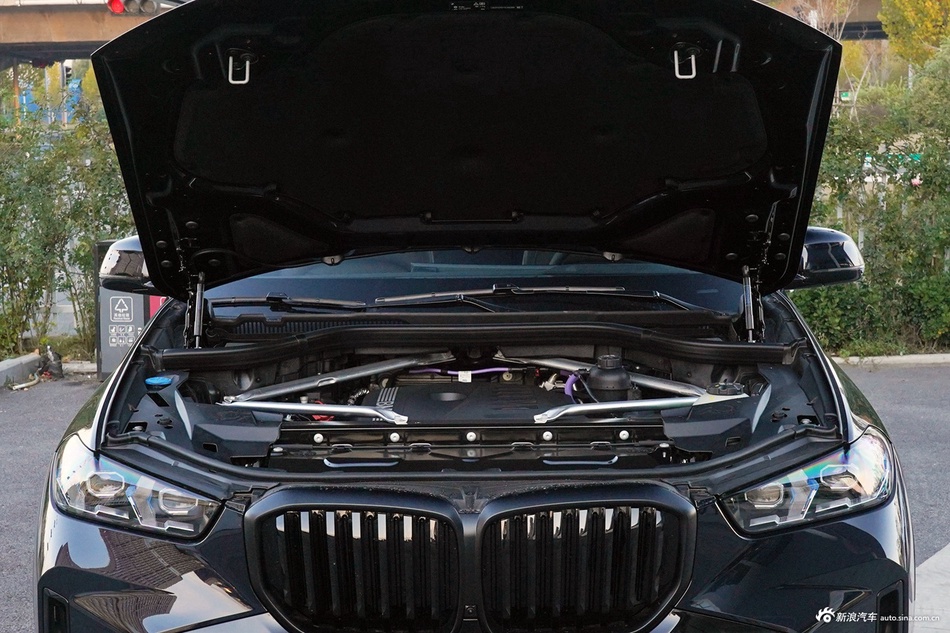 2026款宝马X5 xDrive 40Li M运动曜夜套装