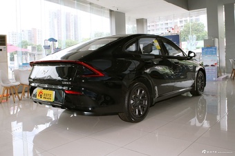 2025款五菱星光PHEV 70km 智能标准型