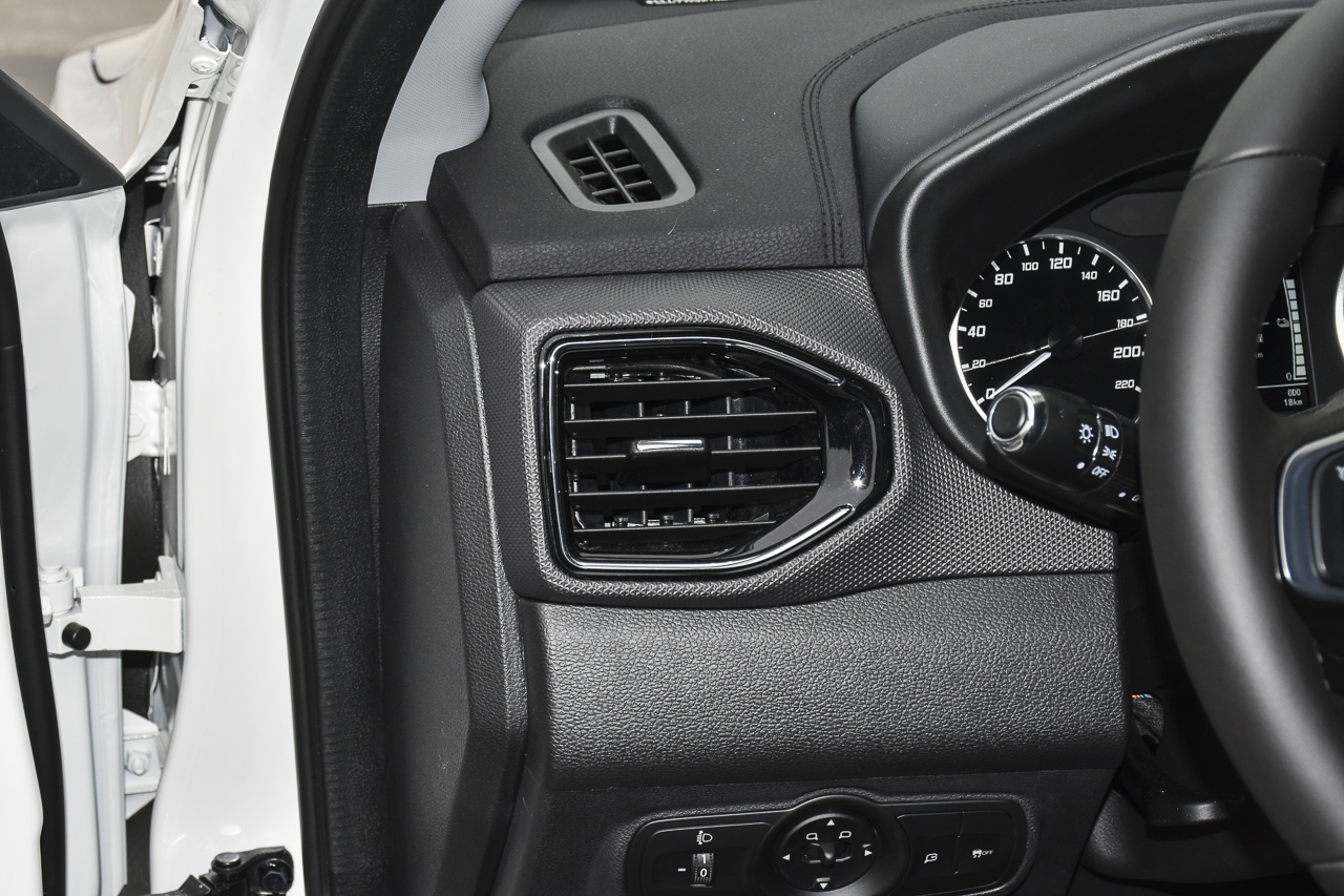 2019款瑞虎e 纵享版