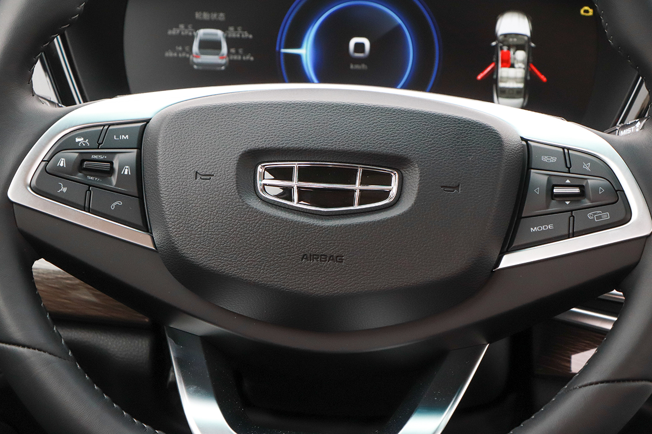 2020款吉利博瑞新能源PHEV 耀享版