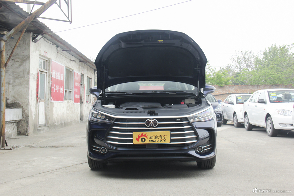  2019款比亚迪宋MAX 1.5T手动智联睿逸型6座国V