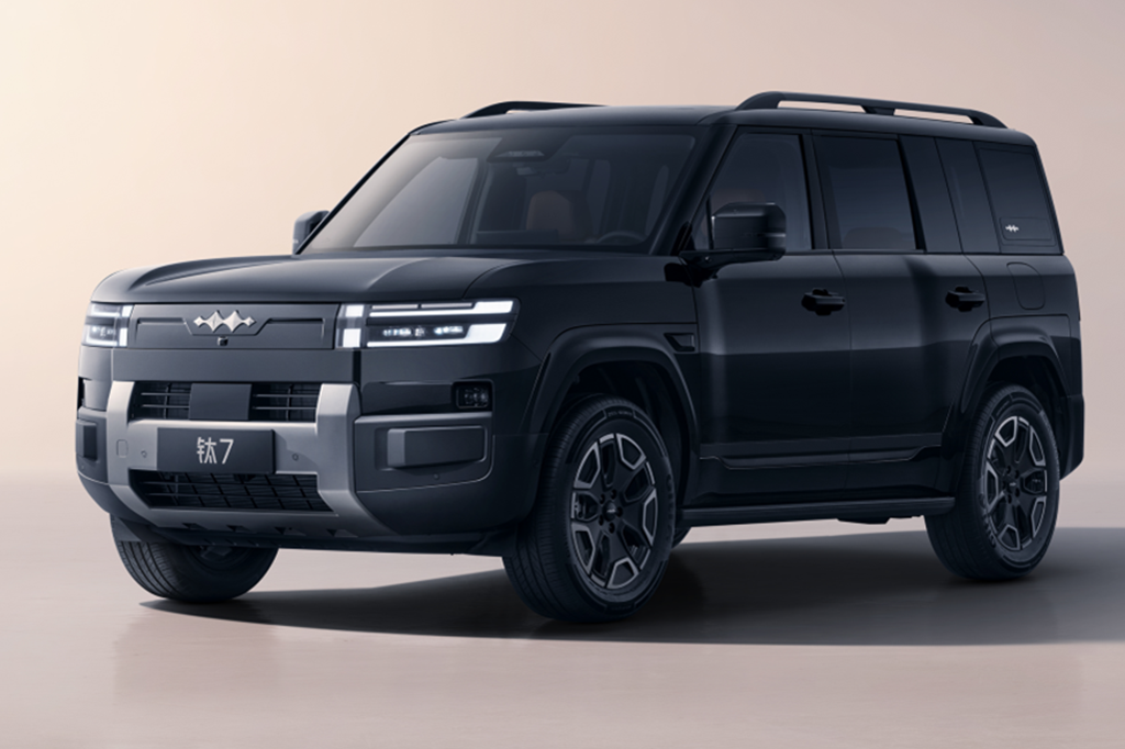 2025款方程豹钛7 基本款